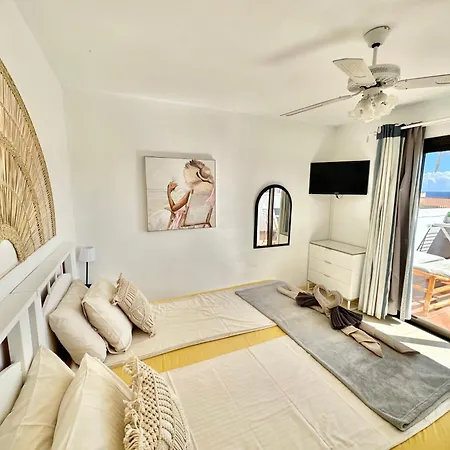 Sunningdale Village Golf Del Sur * 圣米格尔德阿沃纳